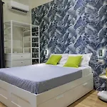 Live Neapol